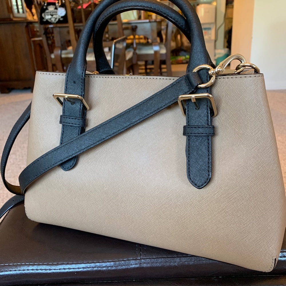 Purse - Picture 3 of 7